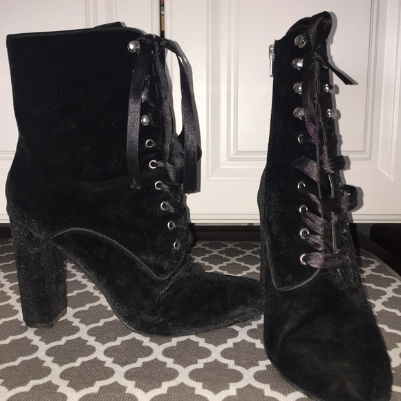Steve Madden Shoes - velvet Steve Madden 'Evolved' Lace-Up Bootie 8